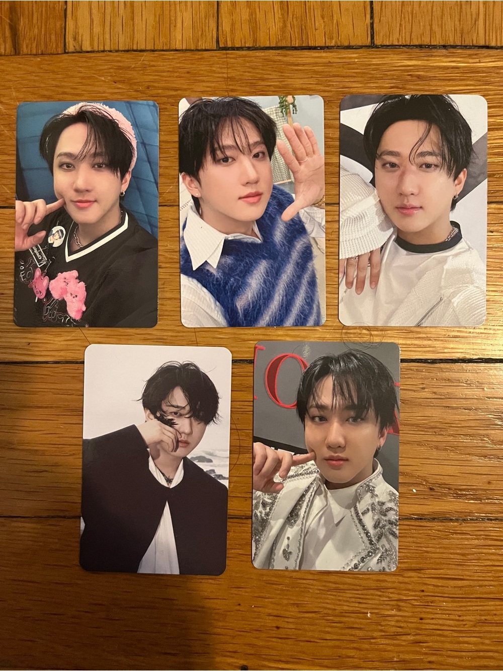 Set of 5 OFFICIAL Changbin of Stray Kids photocards (set #8)